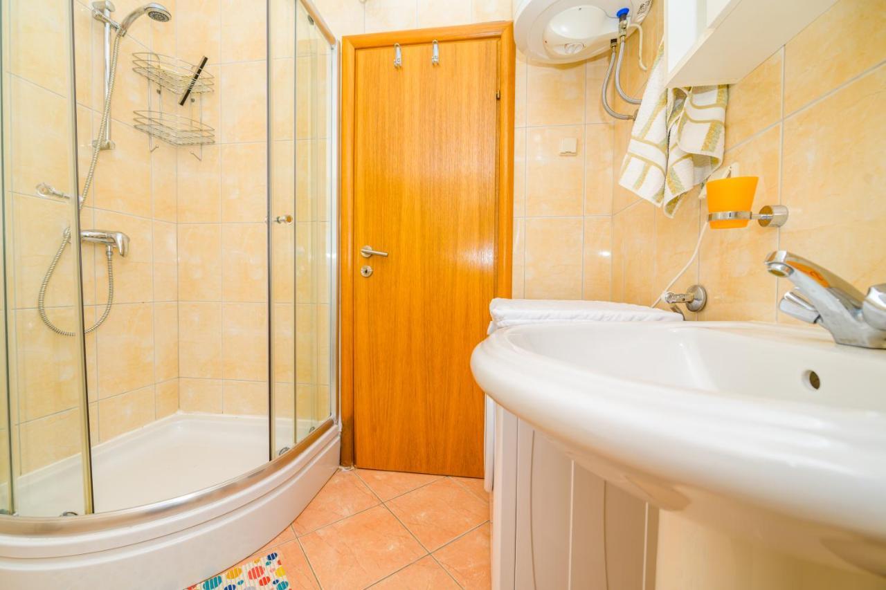 Apartment Chiara Martinscica Luaran gambar