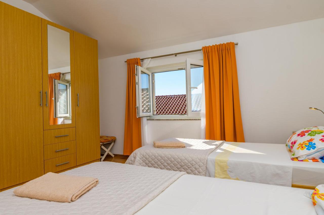 Apartment Chiara Martinscica Luaran gambar