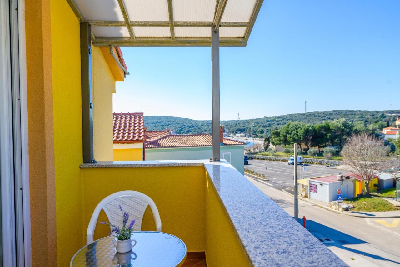 Apartment Chiara Martinscica Luaran gambar