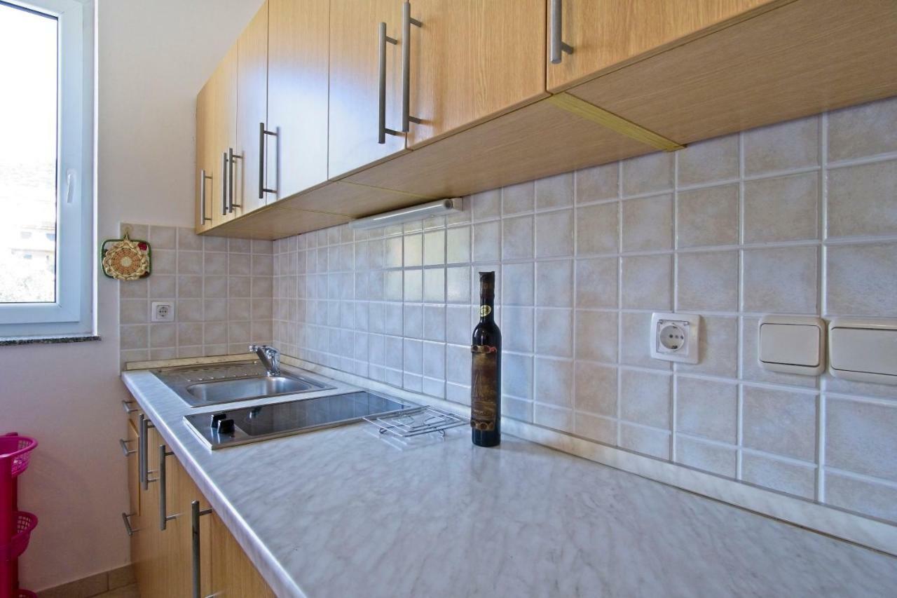 Apartment Chiara Martinscica Luaran gambar