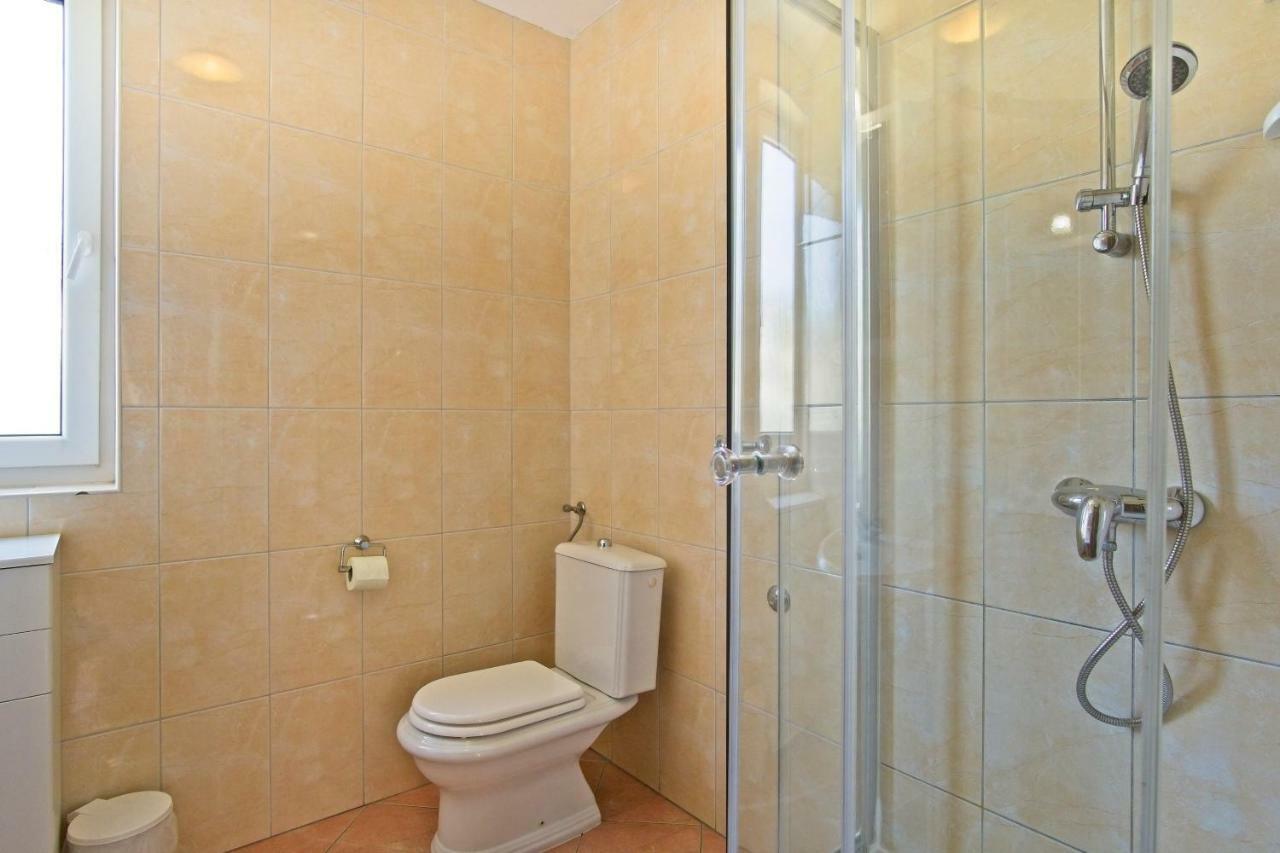 Apartment Chiara Martinscica Luaran gambar