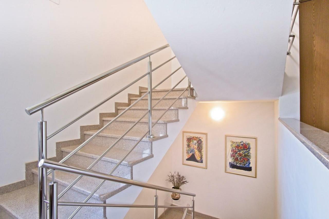 Apartment Chiara Martinscica Luaran gambar